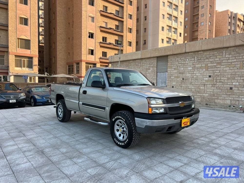 وانيت سلفرادو 2005 بحاله ممتازه وارد الغانم شرط الفحص2