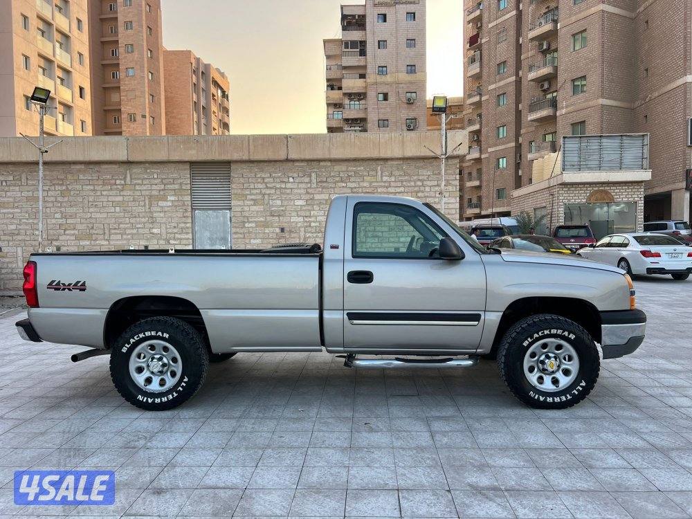 وانيت سلفرادو 2005 بحاله ممتازه وارد الغانم شرط الفحص4