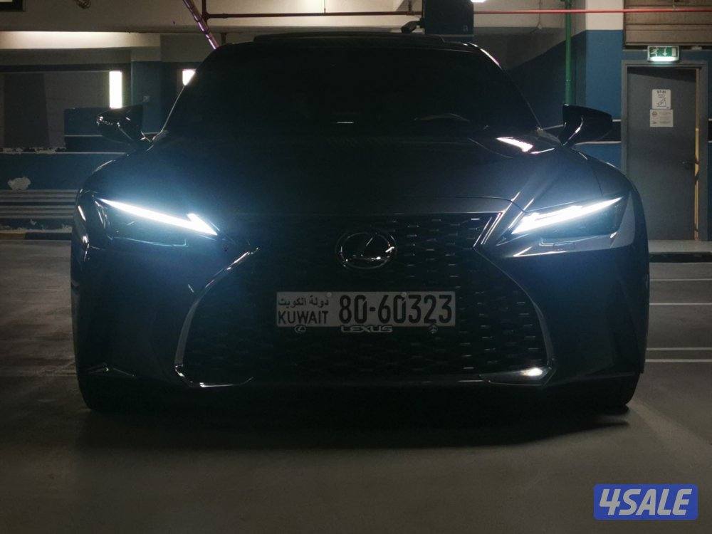 لكزسIS3005