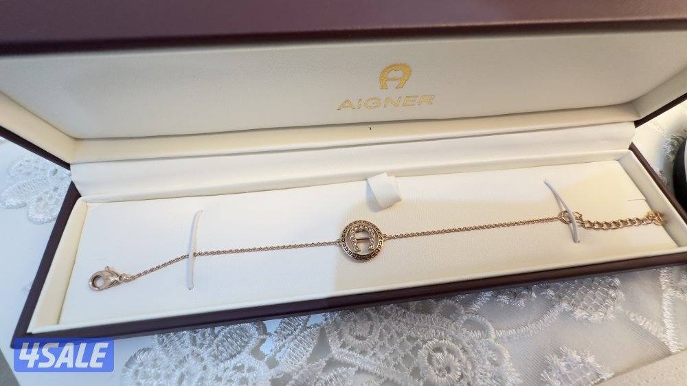 Aigner women original bracelet3