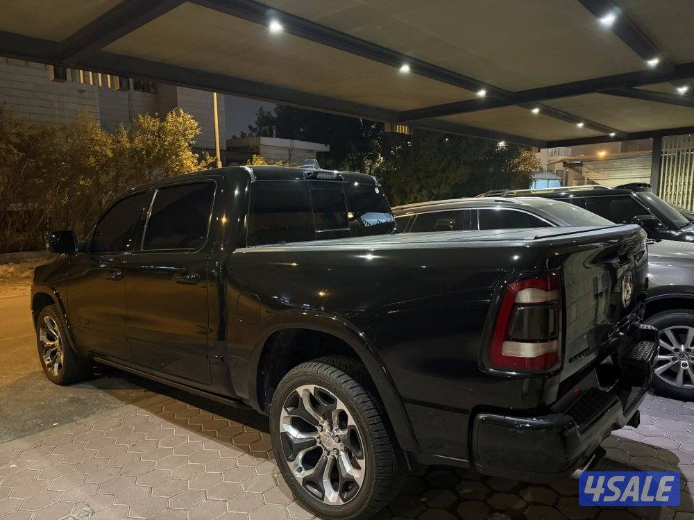 Limited النسخة التذكارية5