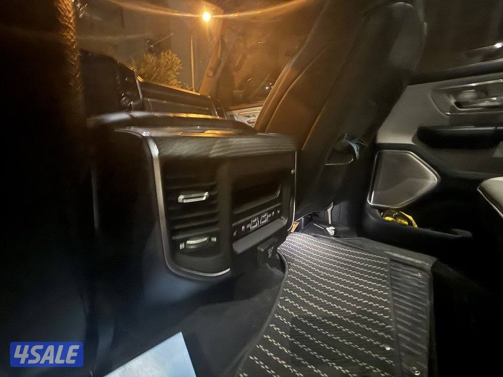 Limited النسخة التذكارية7