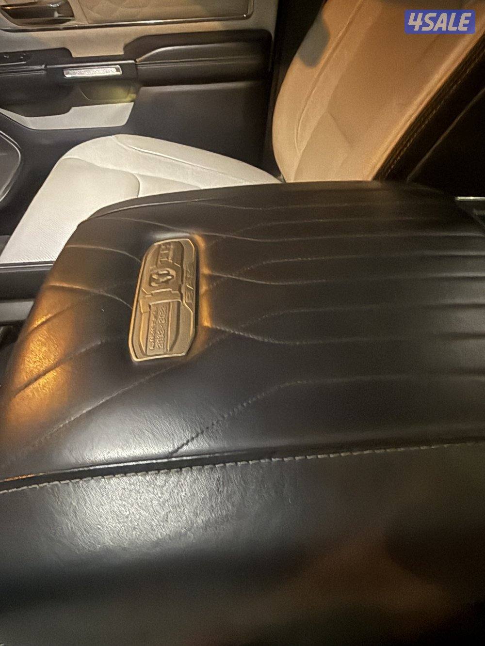 Limited النسخة التذكارية8