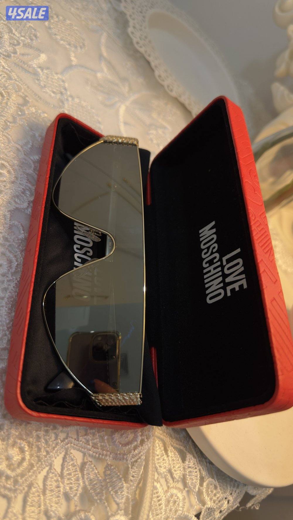 Love Moschino sunglasses women0