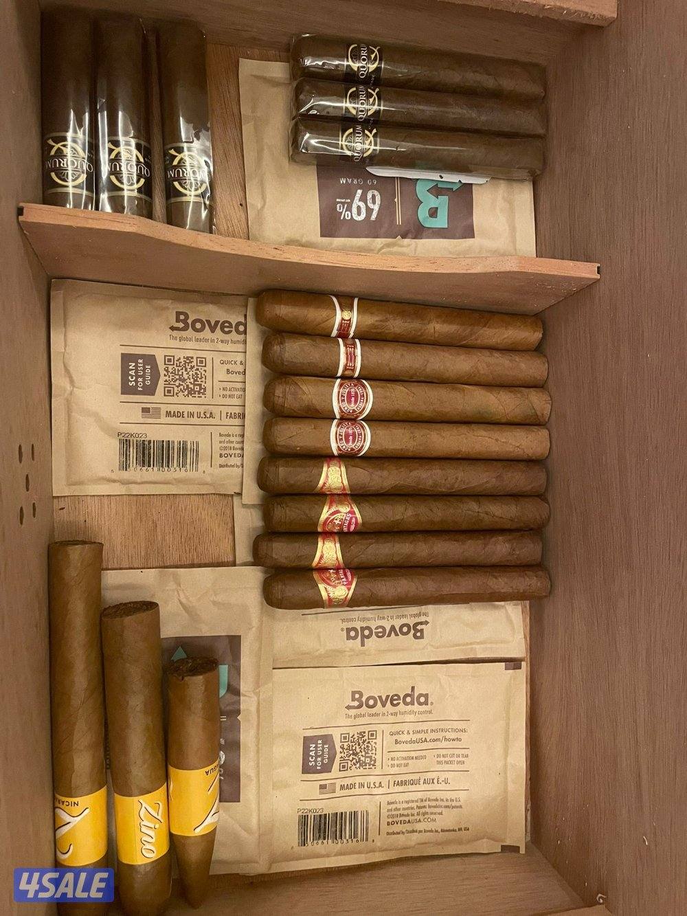 للبيع هيوميدور سيقار خشب سندان اصلي مع 17 سيقار4
