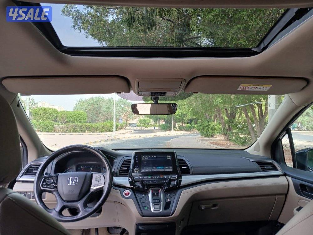 هوندا أوديسي 2018 المالك الاول كامل المواصفات بحالة ممتازة1