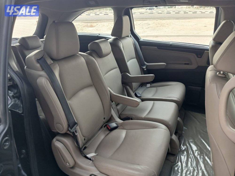 هوندا أوديسي 2018 المالك الاول كامل المواصفات بحالة ممتازة5