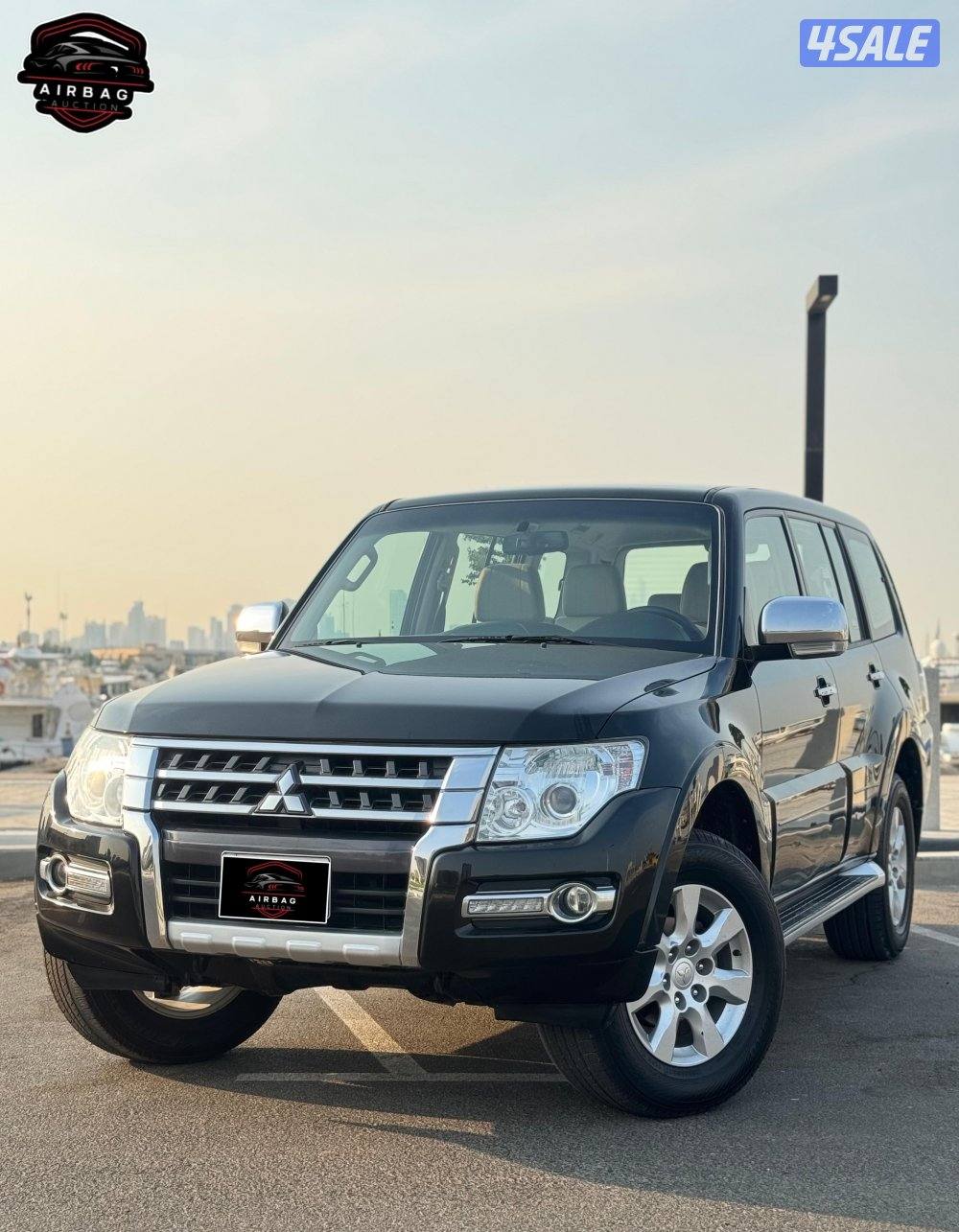 باجيرو موديل 2021 
عداد 84 الف 
ماكينه 3.5
صبغ الوكاله 🔥0