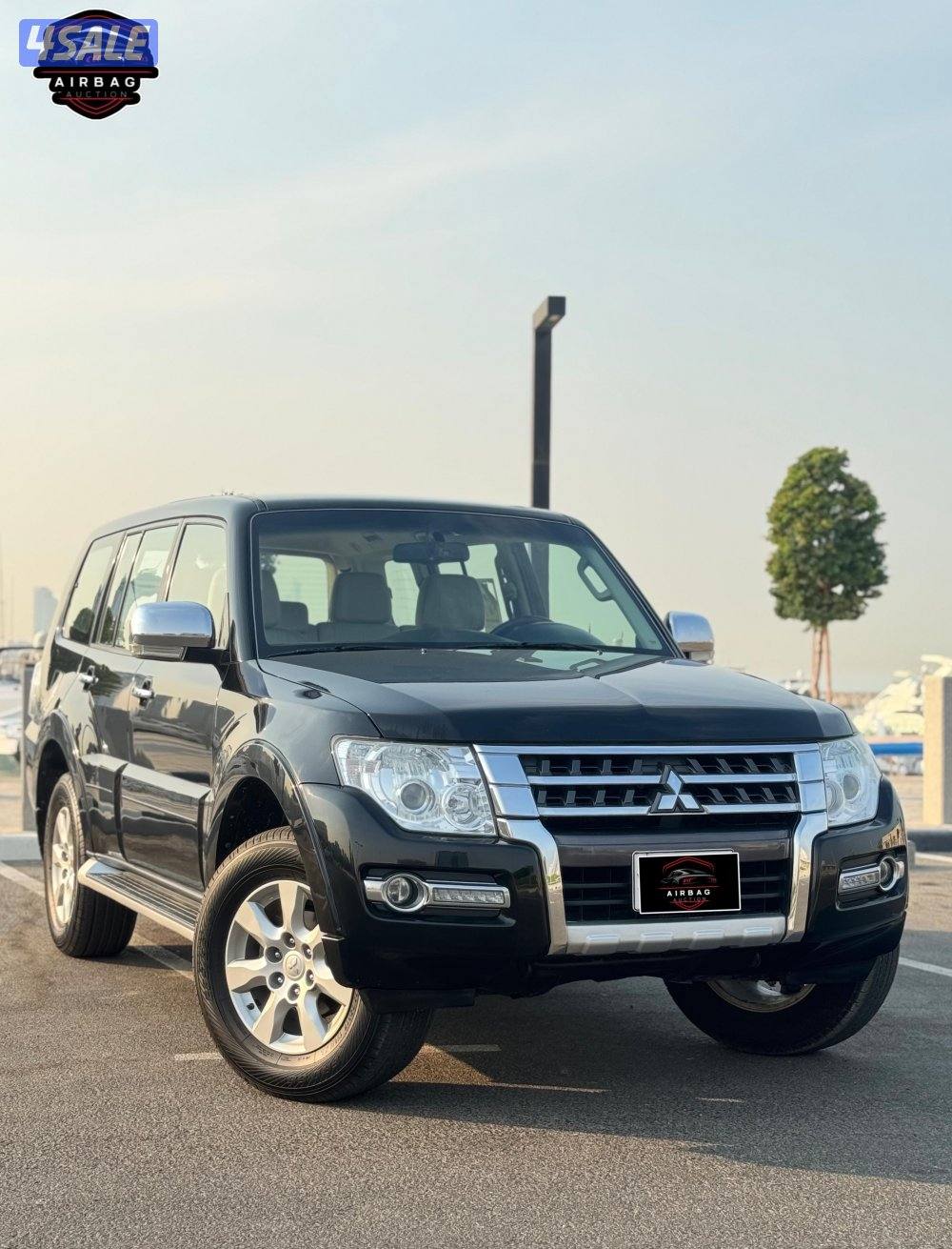 باجيرو موديل 2021 
عداد 84 الف 
ماكينه 3.5
صبغ الوكاله 🔥2