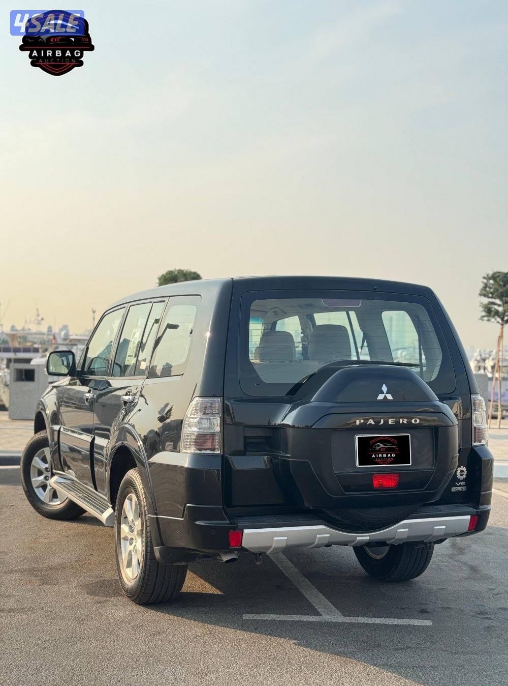 باجيرو موديل 2021 
عداد 84 الف 
ماكينه 3.5
صبغ الوكاله 🔥7