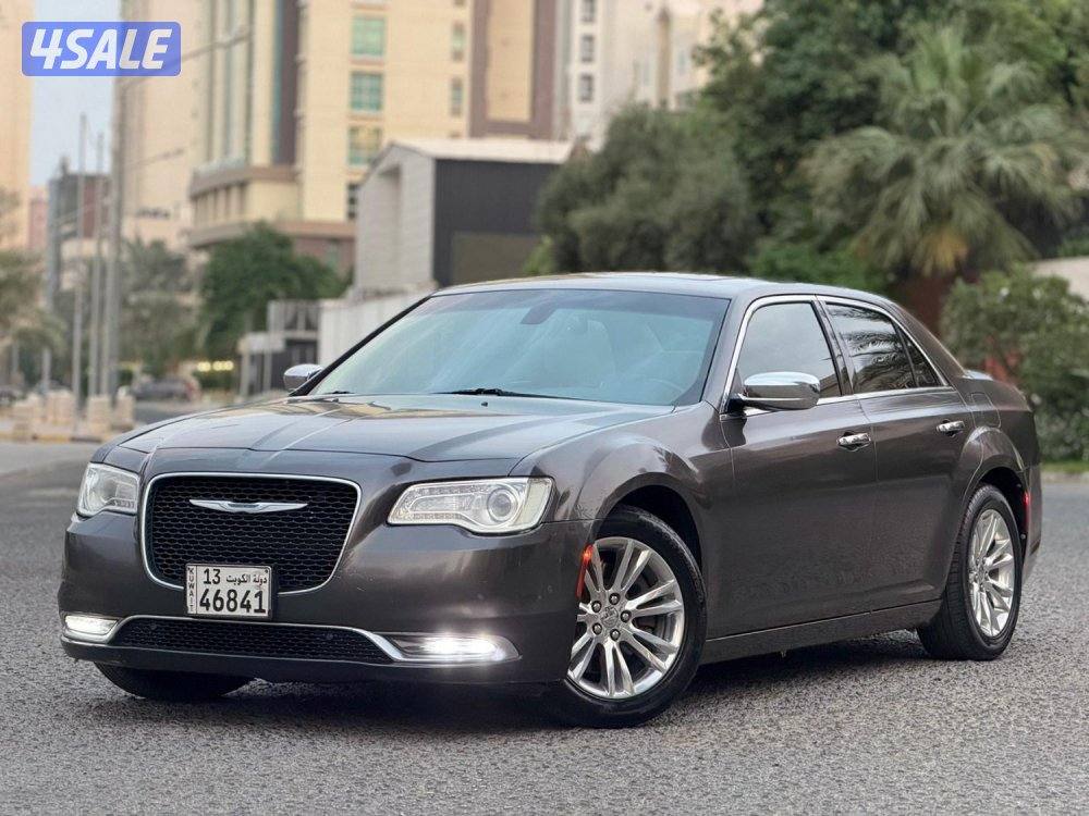 كرايسلر // C 300  V8  // 2015  // صبغ الوكالة0