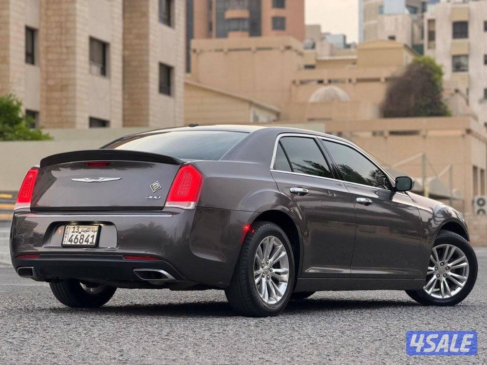 كرايسلر // C 300  V8  // 2015  // صبغ الوكالة4