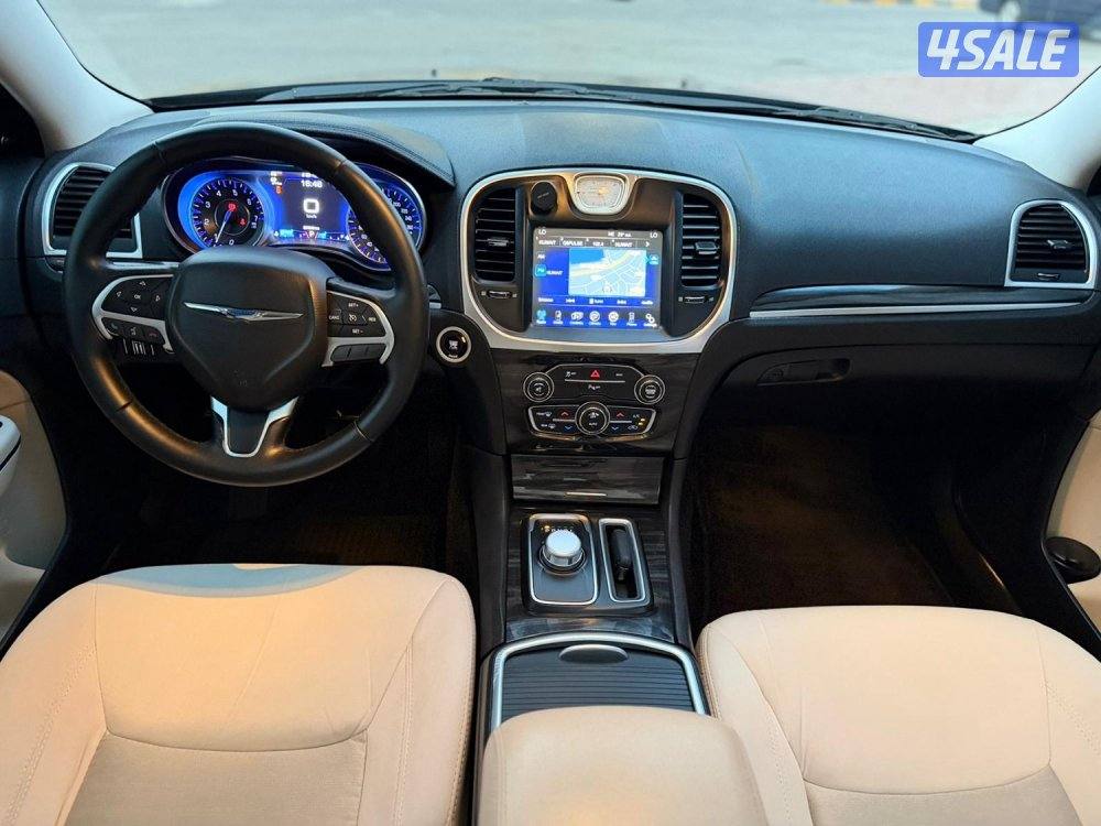 كرايسلر // C 300  V8  // 2015  // صبغ الوكالة9