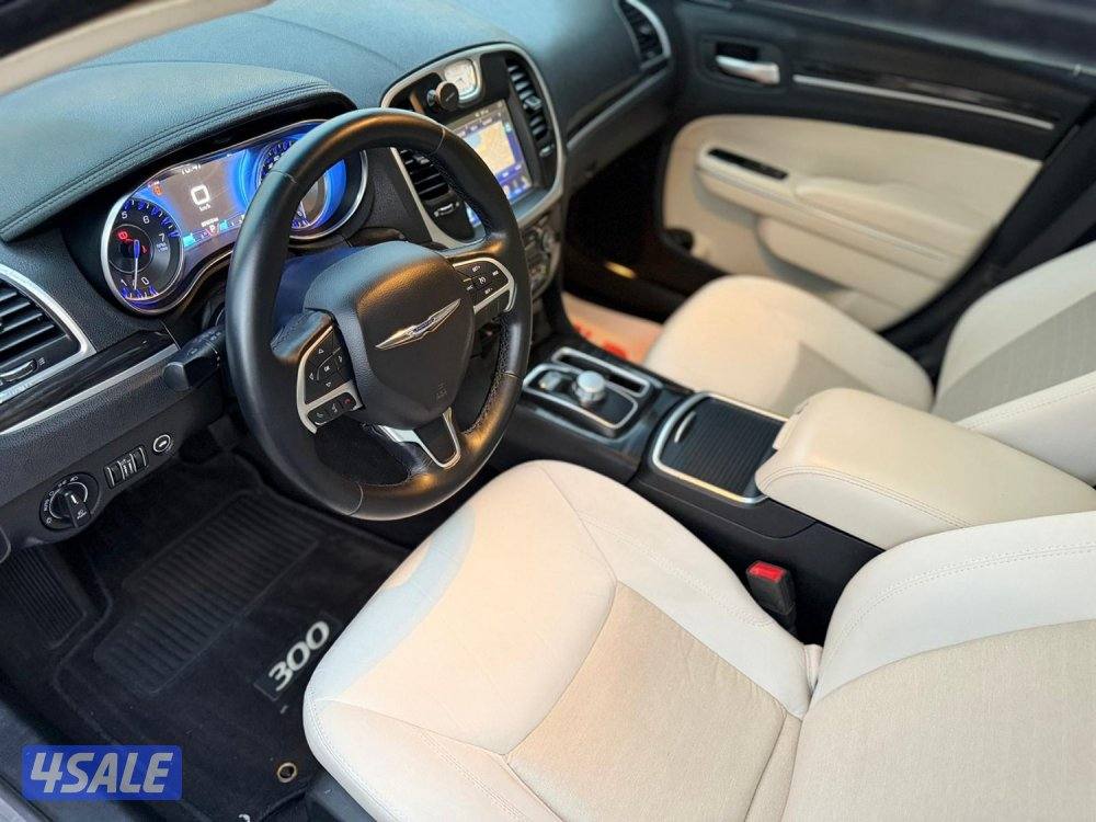 كرايسلر // C 300  V8  // 2015  // صبغ الوكالة11