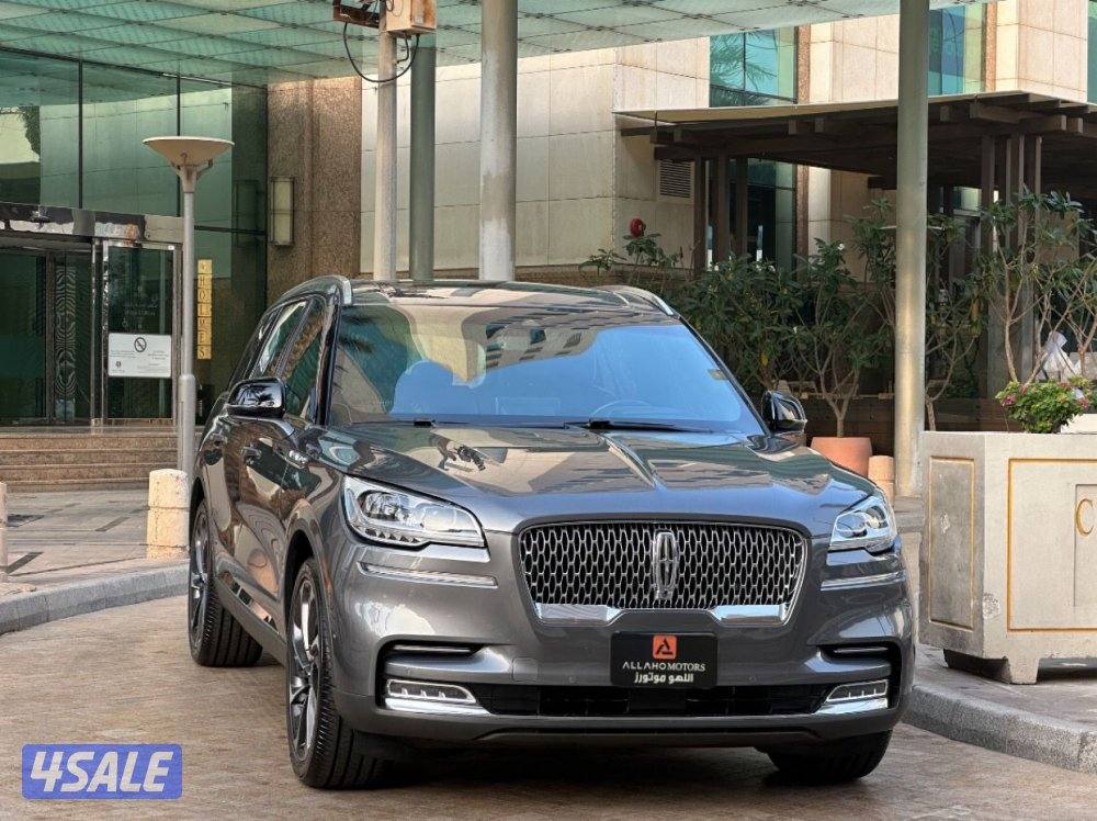 لنكولنAVIATOR موديل2022 عداد51الف وارد الغانم تحت الكفاله+سيرفس منتظم1