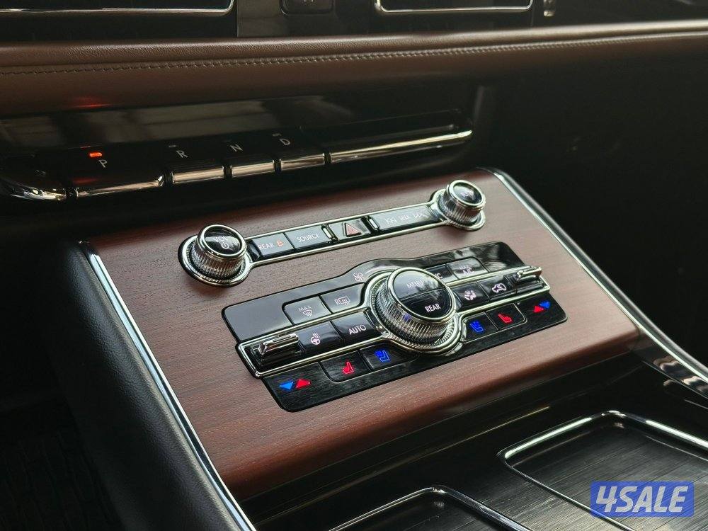 لنكولنAVIATOR موديل2022 عداد51الف وارد الغانم تحت الكفاله+سيرفس منتظم11