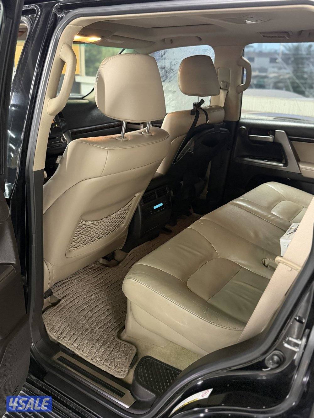 Land Cruise VXR 20108