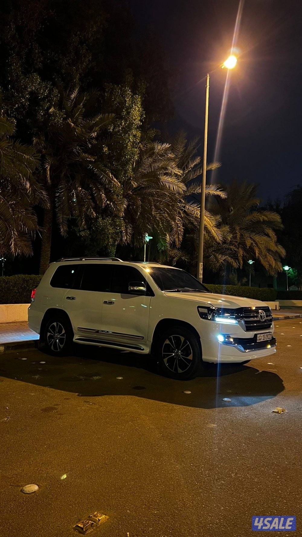 لاندكروزر 20165