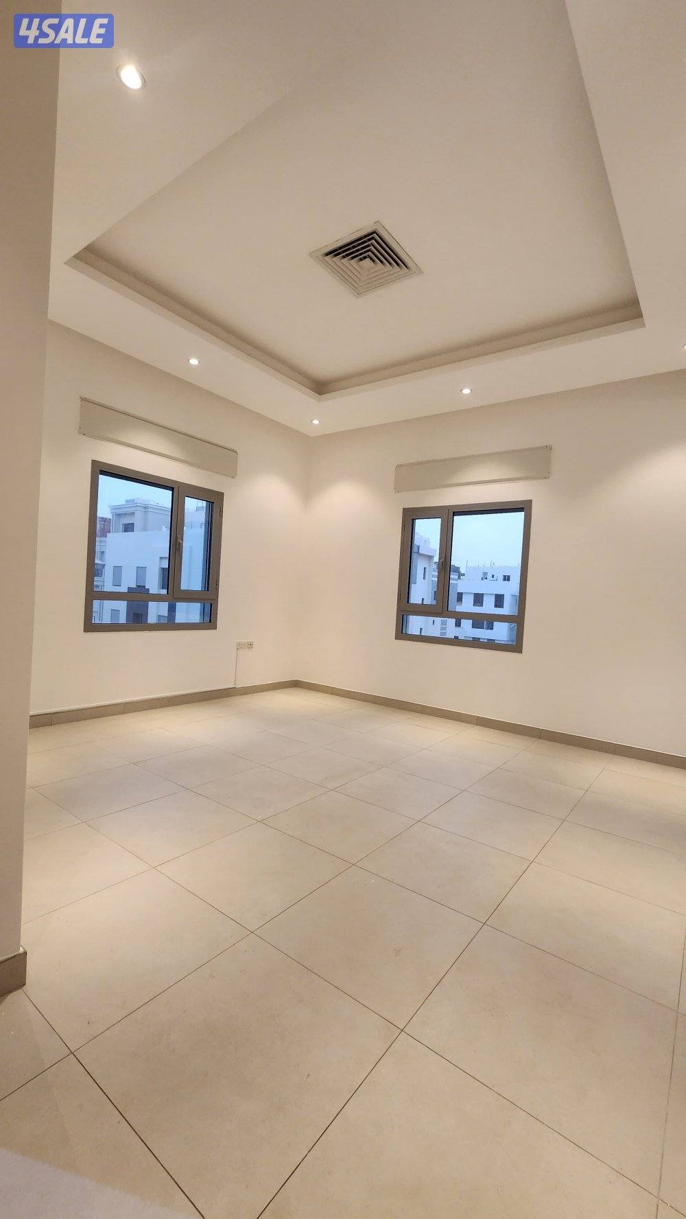 شقة VIP للإيجار منطقة الشهداء 3 غرف2