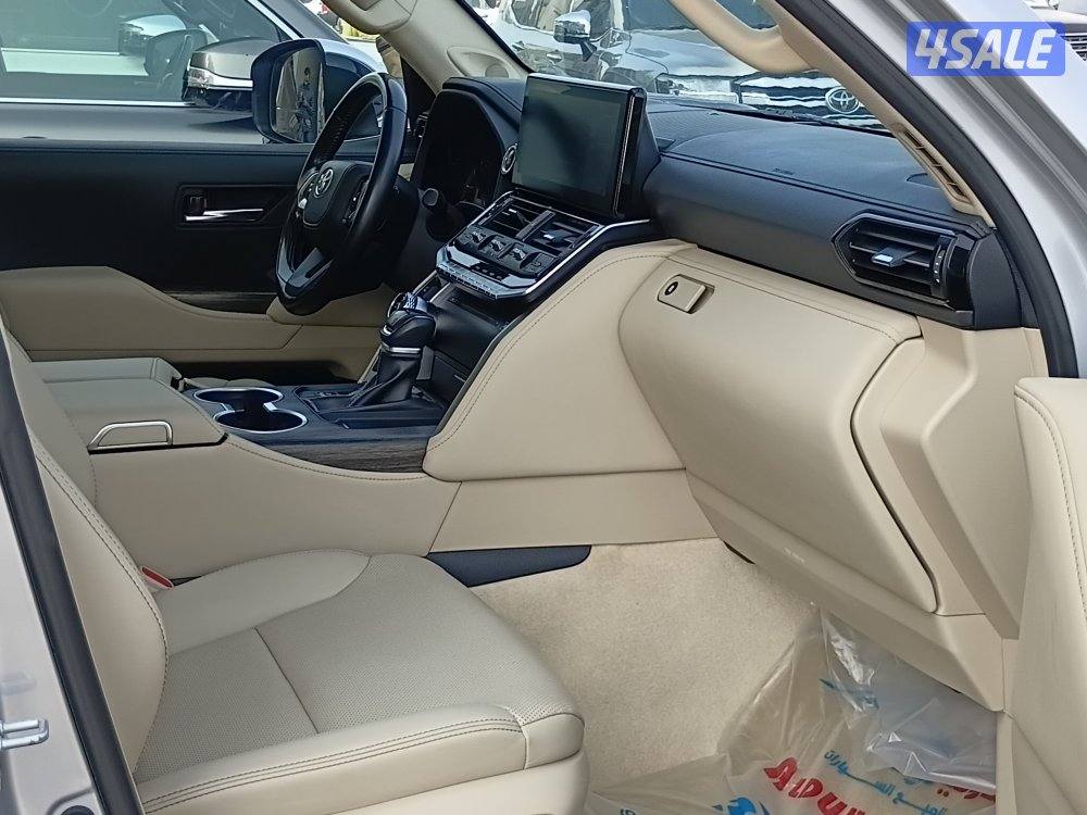 لاندكروزر VX موديل 2022 صبغ الوكالة شرط الفحص بالكامل7