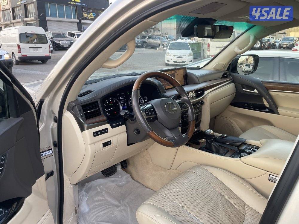 البيع لكزس LX570. مديل ٢٠١٦ شرط الفحص قير مكينه شاصي بدي يوجد ق٢4
