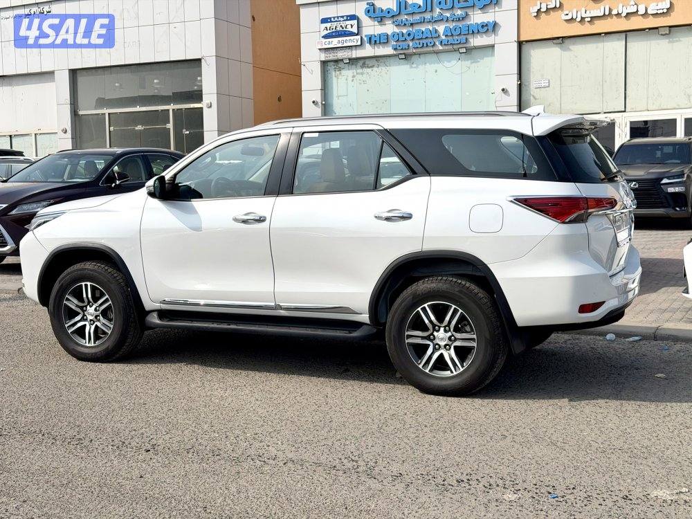 تويوتا فورتنر 2023 الساير 6 سلندر ديل قير7