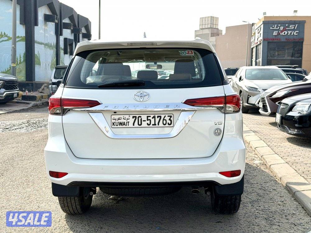 تويوتا فورتنر 2023 الساير 6 سلندر ديل قير6