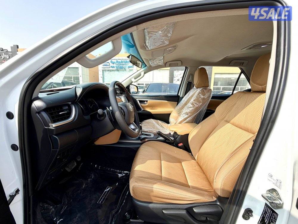 تويوتا فورتنر 2023 الساير 6 سلندر ديل قير8