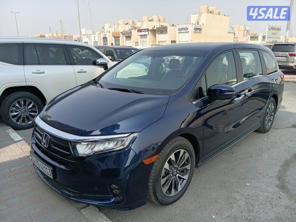 هوندا أوديسي موديل ٢٠٢٣ وارد الوكالة ماشي ١٠٠الف كم صبغ الوكالة0