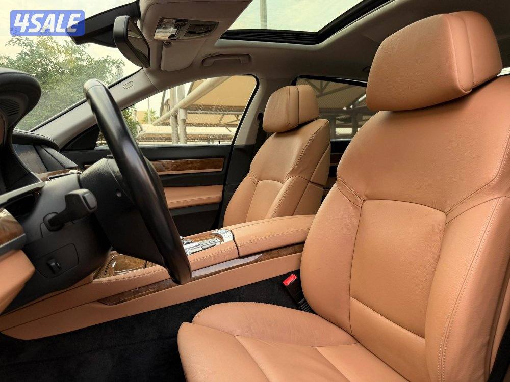 للبيع BMW 740LI موديل 2010 وارد الغانم6