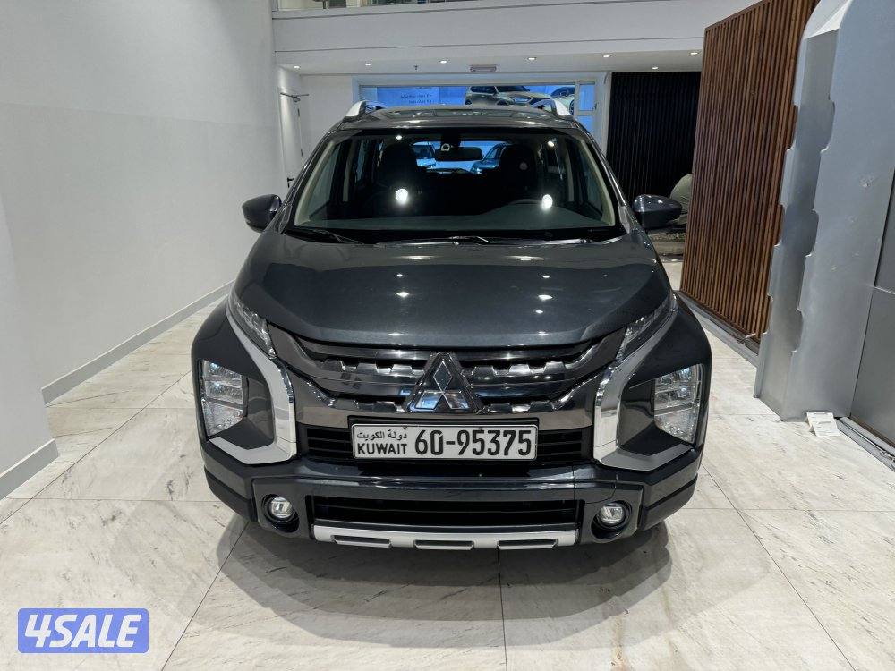 Mitsubishi Xpander cross1