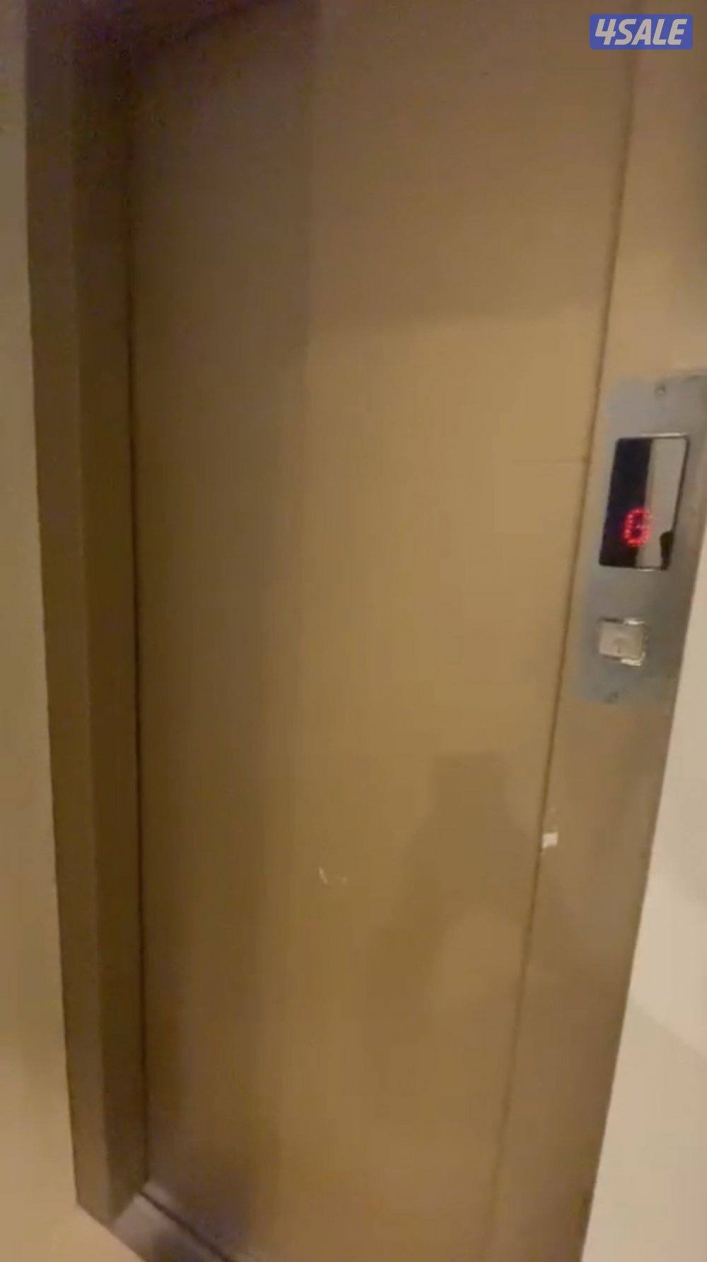 للايجار دور أول في الظهر ق10