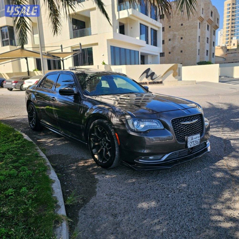 Chrysler c300 S V8 20172