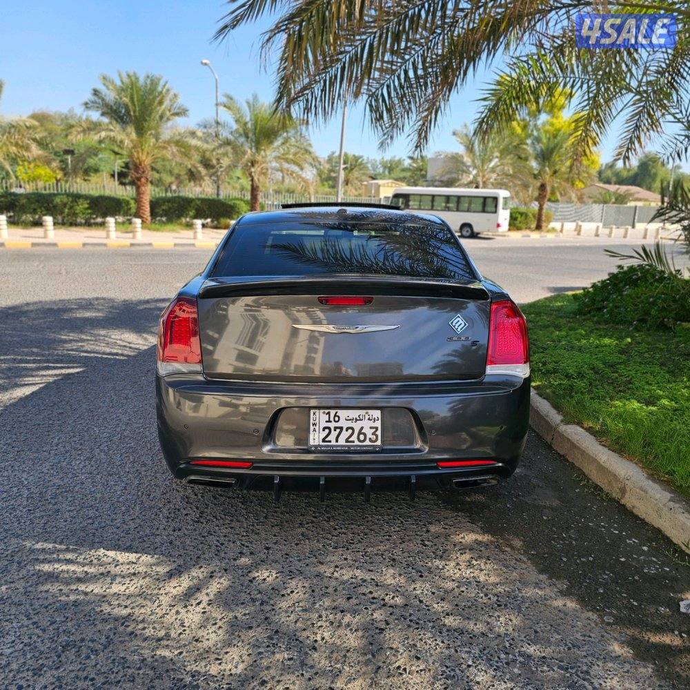 Chrysler c300 S V8 20175