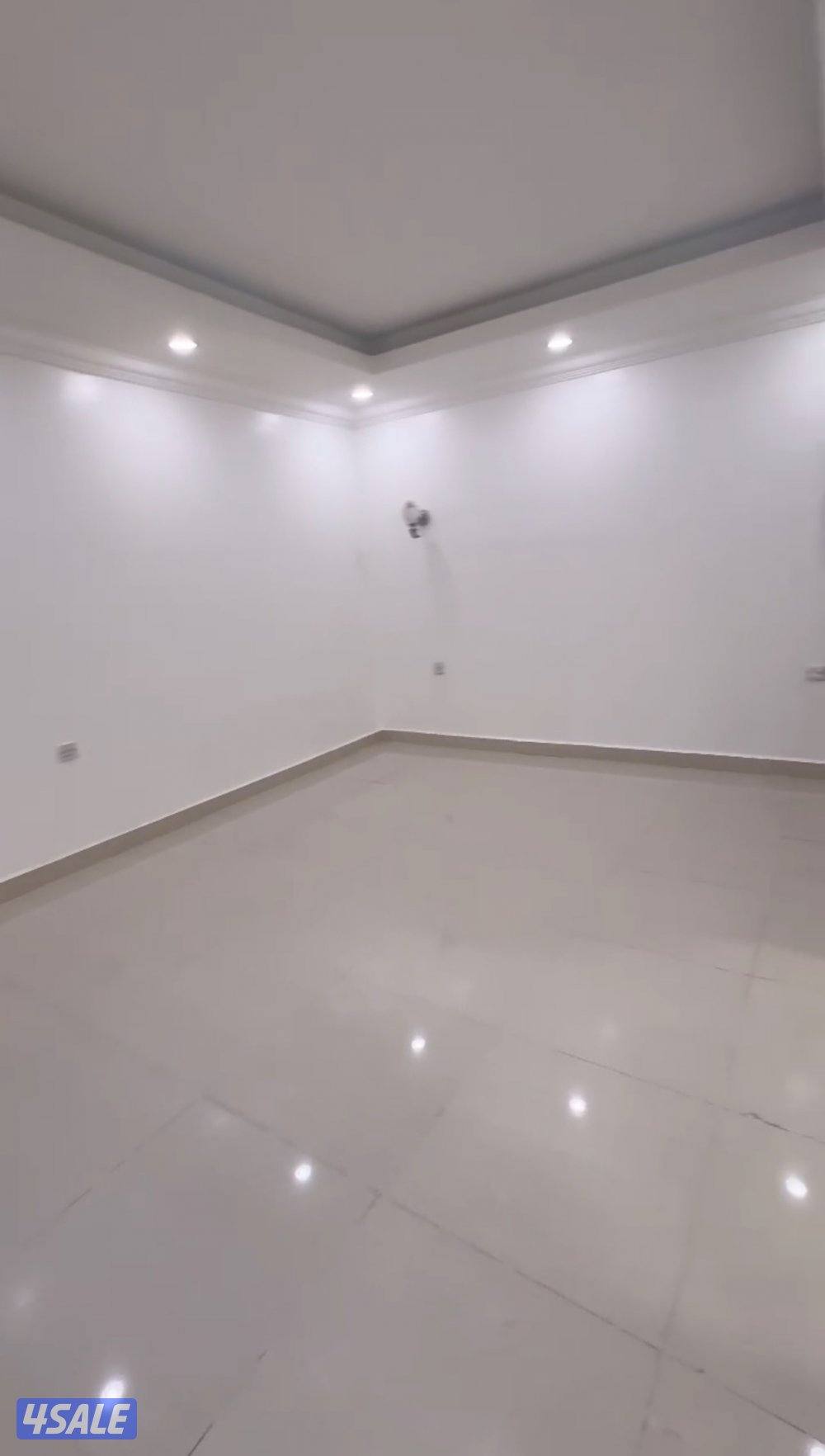 للايجار بيت في الصباحية ق30