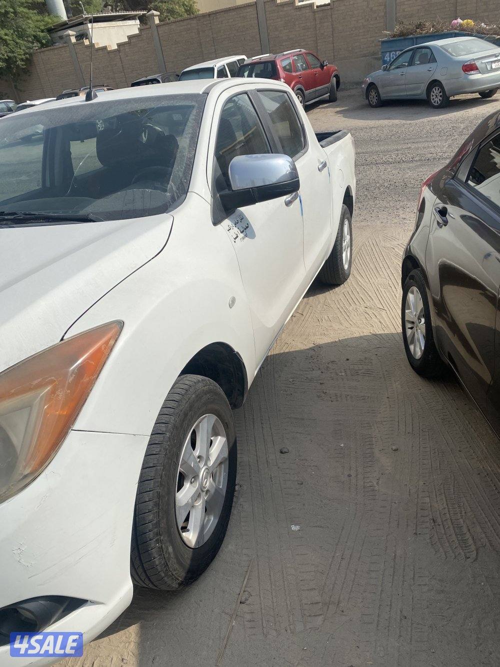 وانيت ٢٠١٥قيرعادي نظيف شرط الفحص تكييف ثلج استعمال يومي0