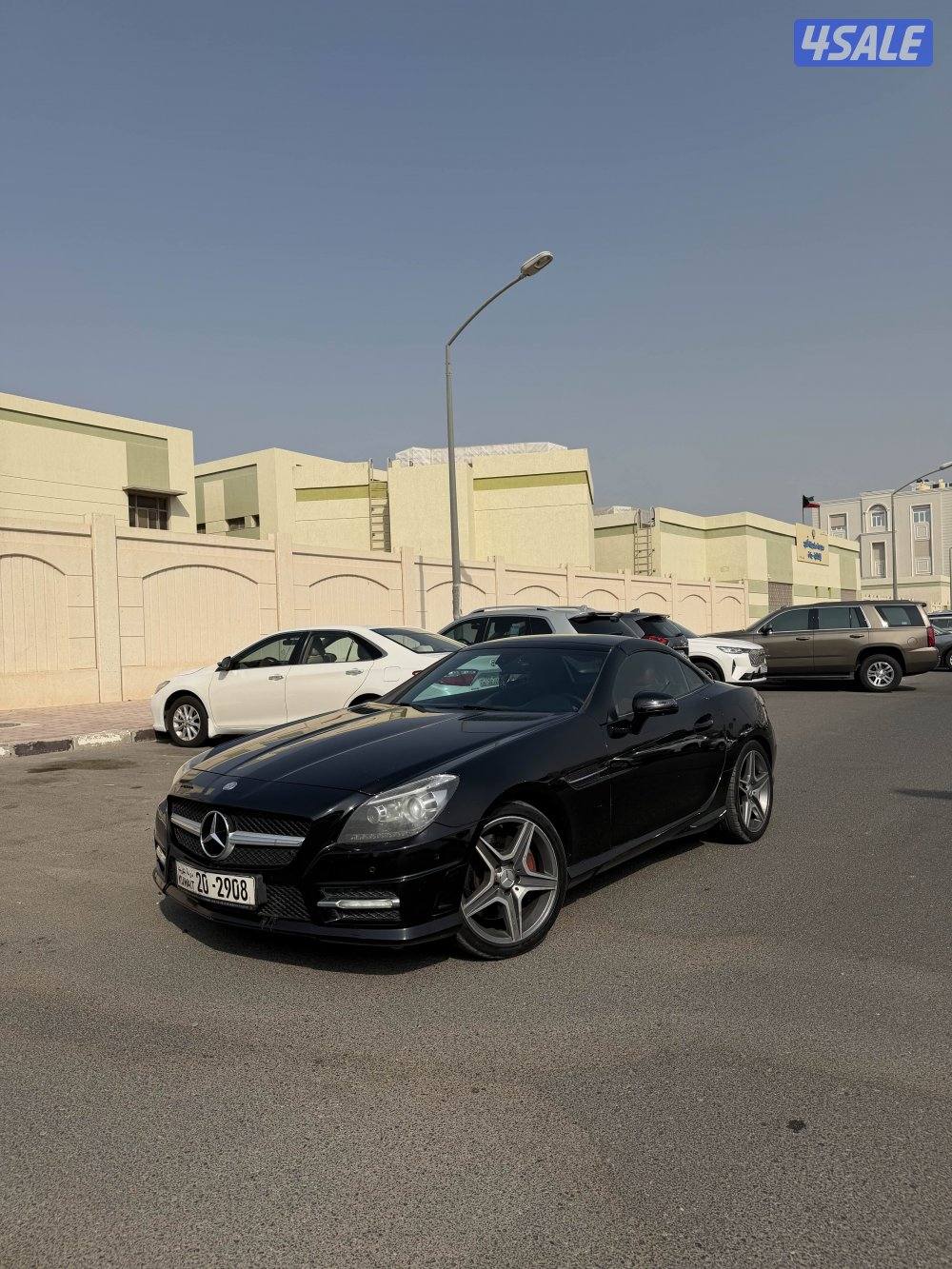 للبيع مرسيدس SLK وارد الوكالة شرط الفحص اعلى مواصفات0