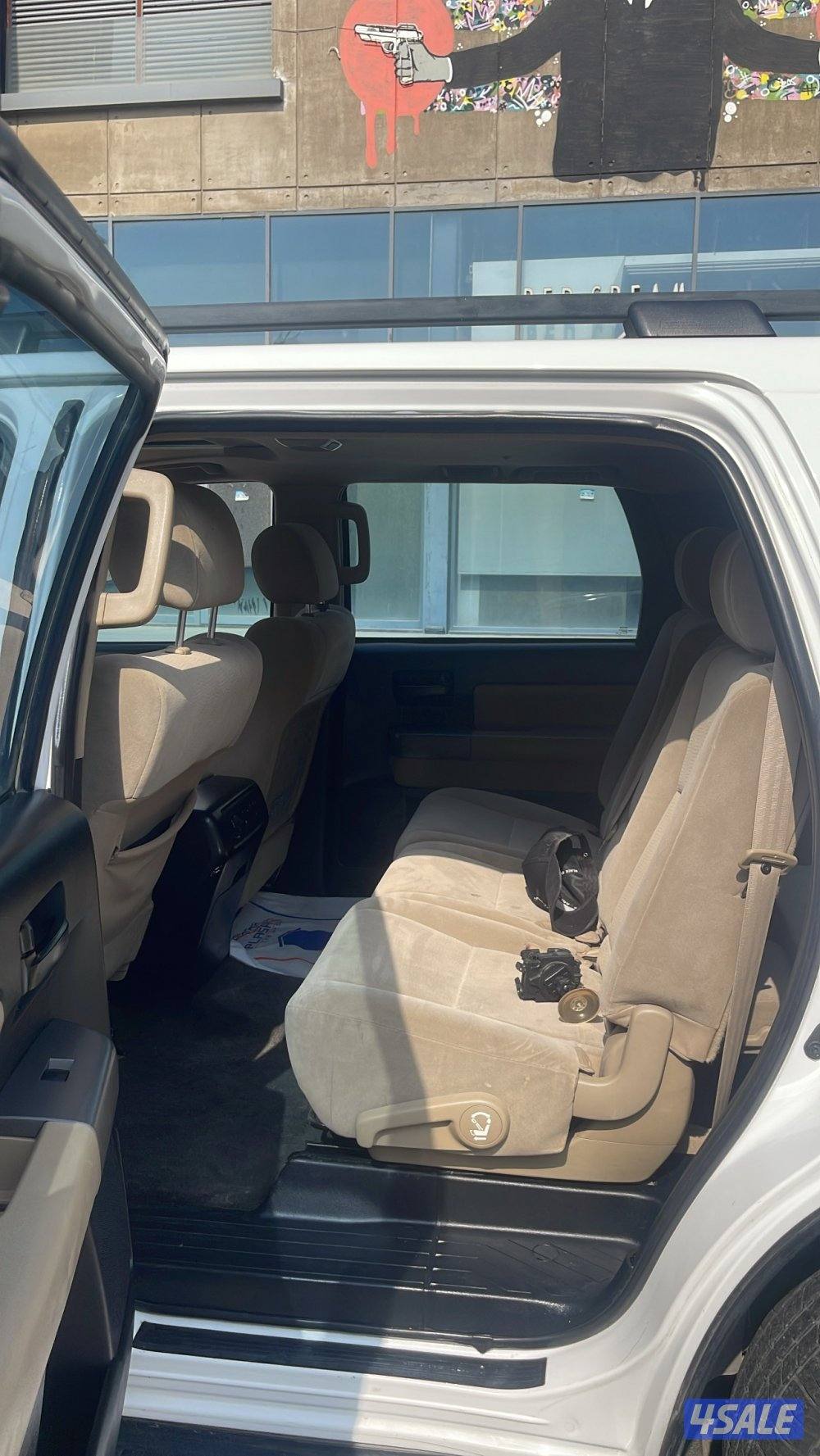 للبيع سكويا 2012 المالك الاول2