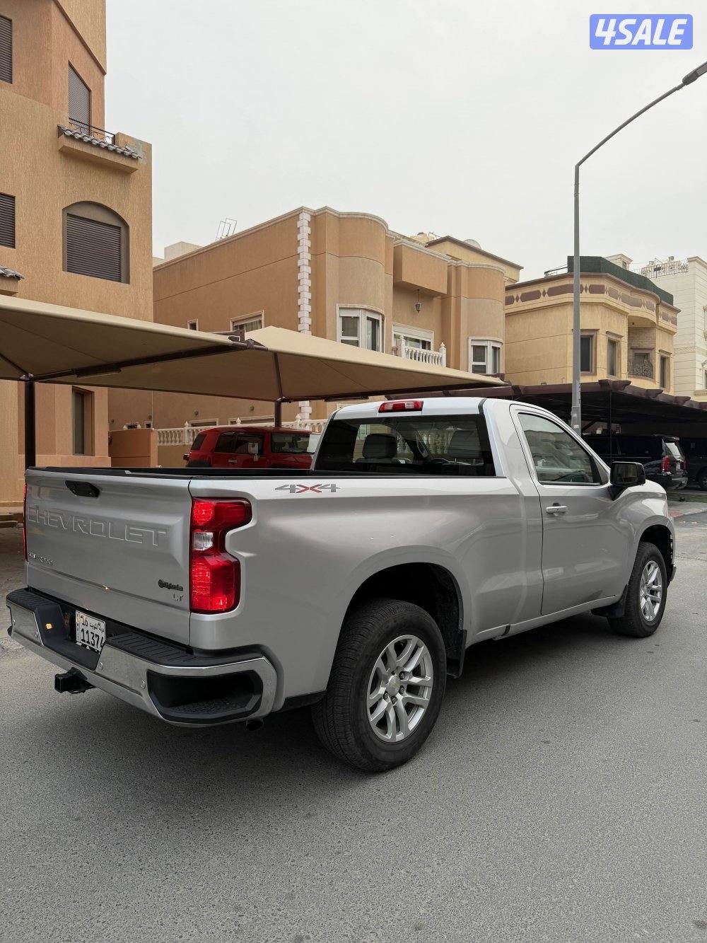 شيفرولية سلفرادو دبل قير 1500 LT شرط الفحص ماعدا قطعتين تجميلي3