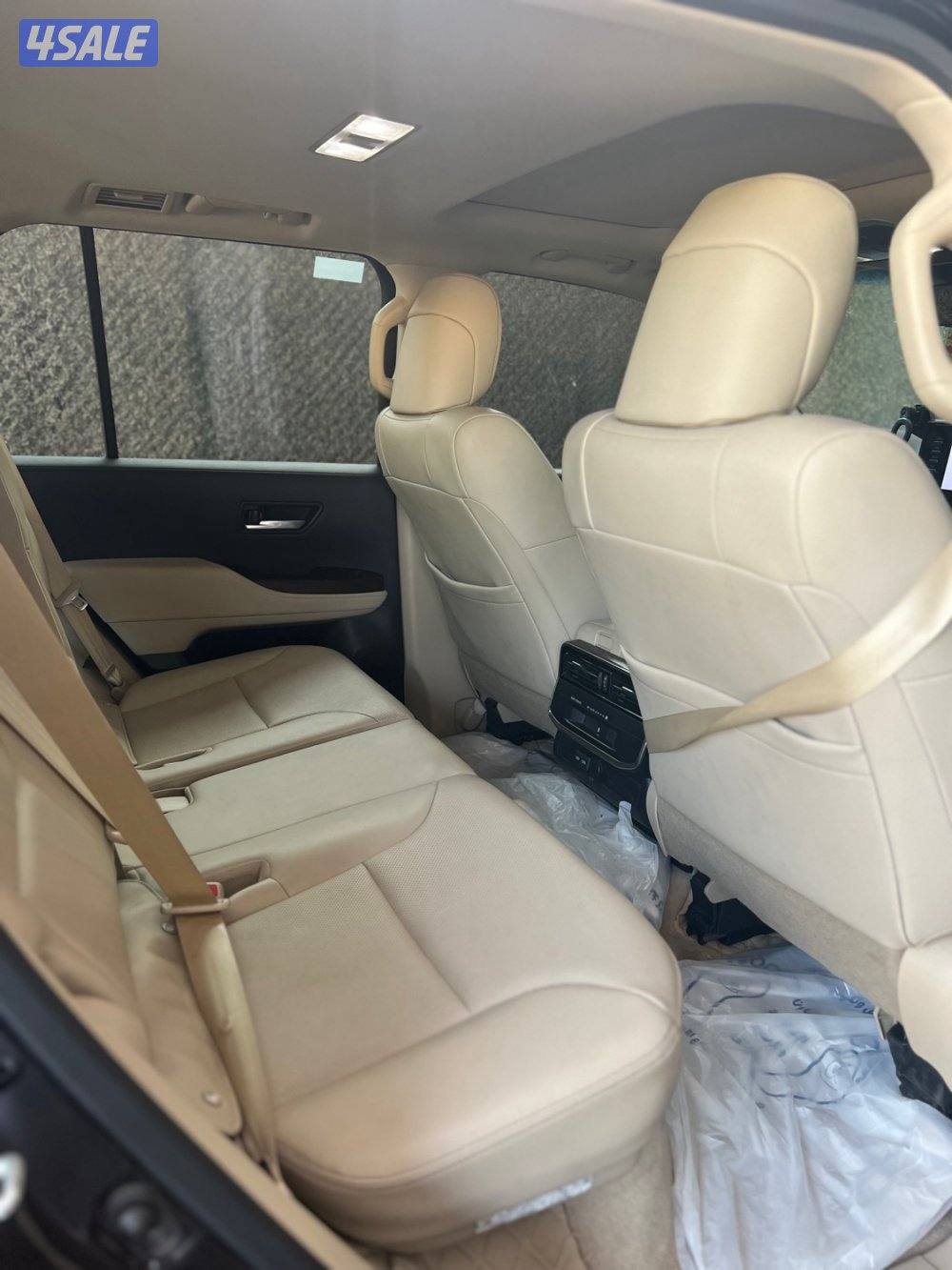 للبيع جيب لاند ايرو بدون تيربو تنفس طبيعي ماشي ١١٢ شرط الفحص7