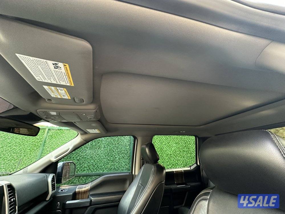 للبيع وانيت فورد لاريت8