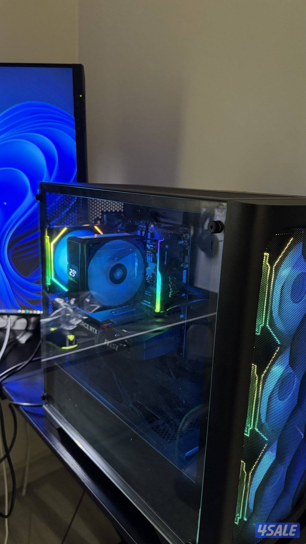 للبيع بي سي نظيف0