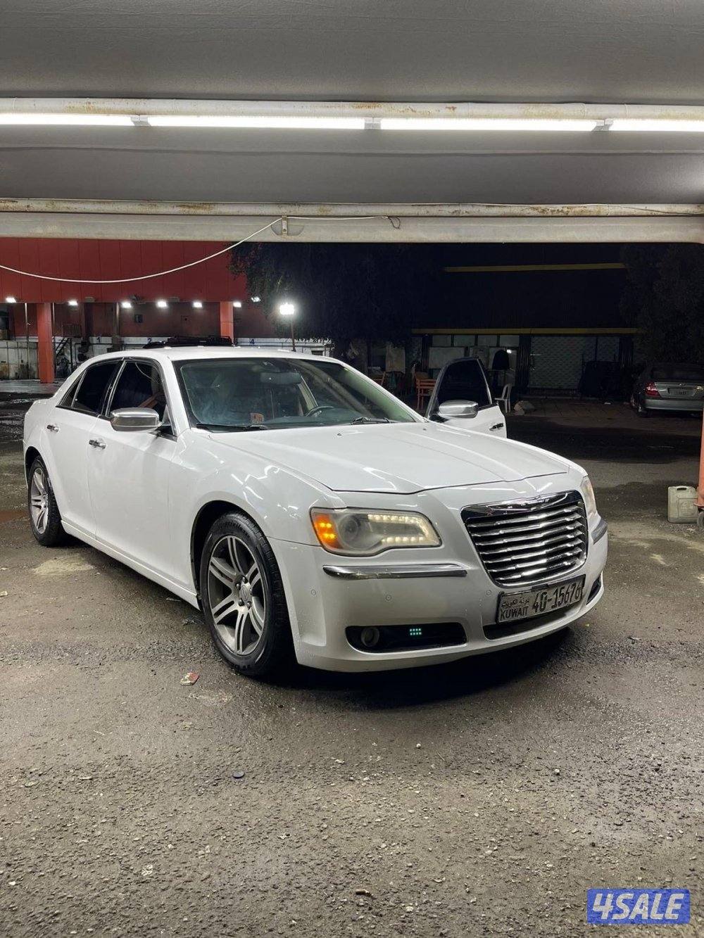للبيع كرايزلر 20141