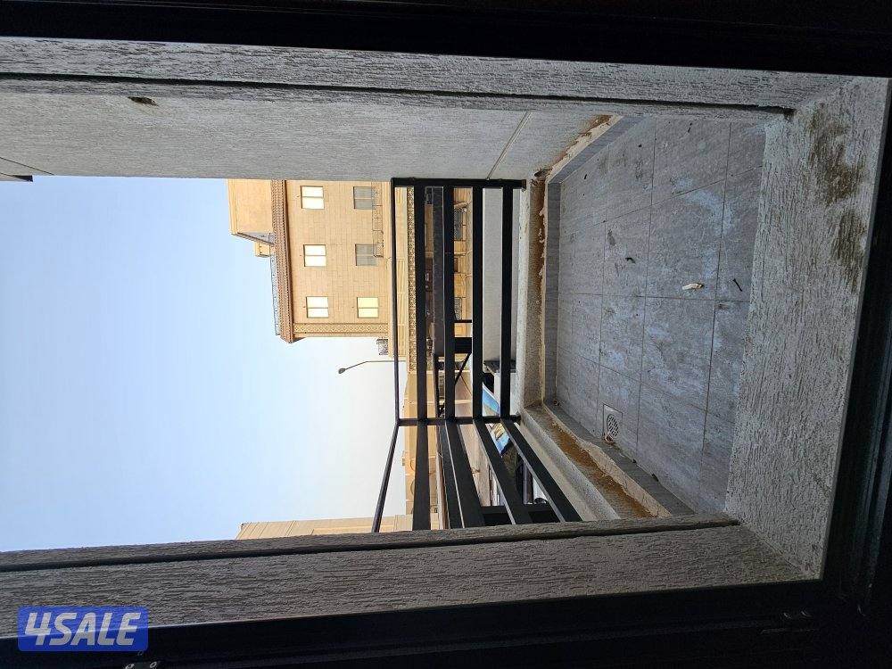 للايجار شقه مساحات كبيره ارضيه2