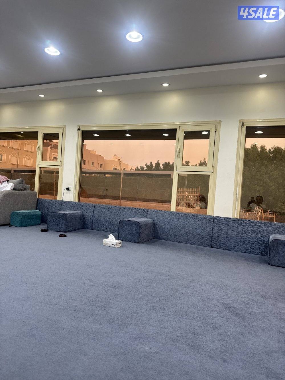 4 غرف صاله مطبخ 3 حمامات مركزي اصنصير0