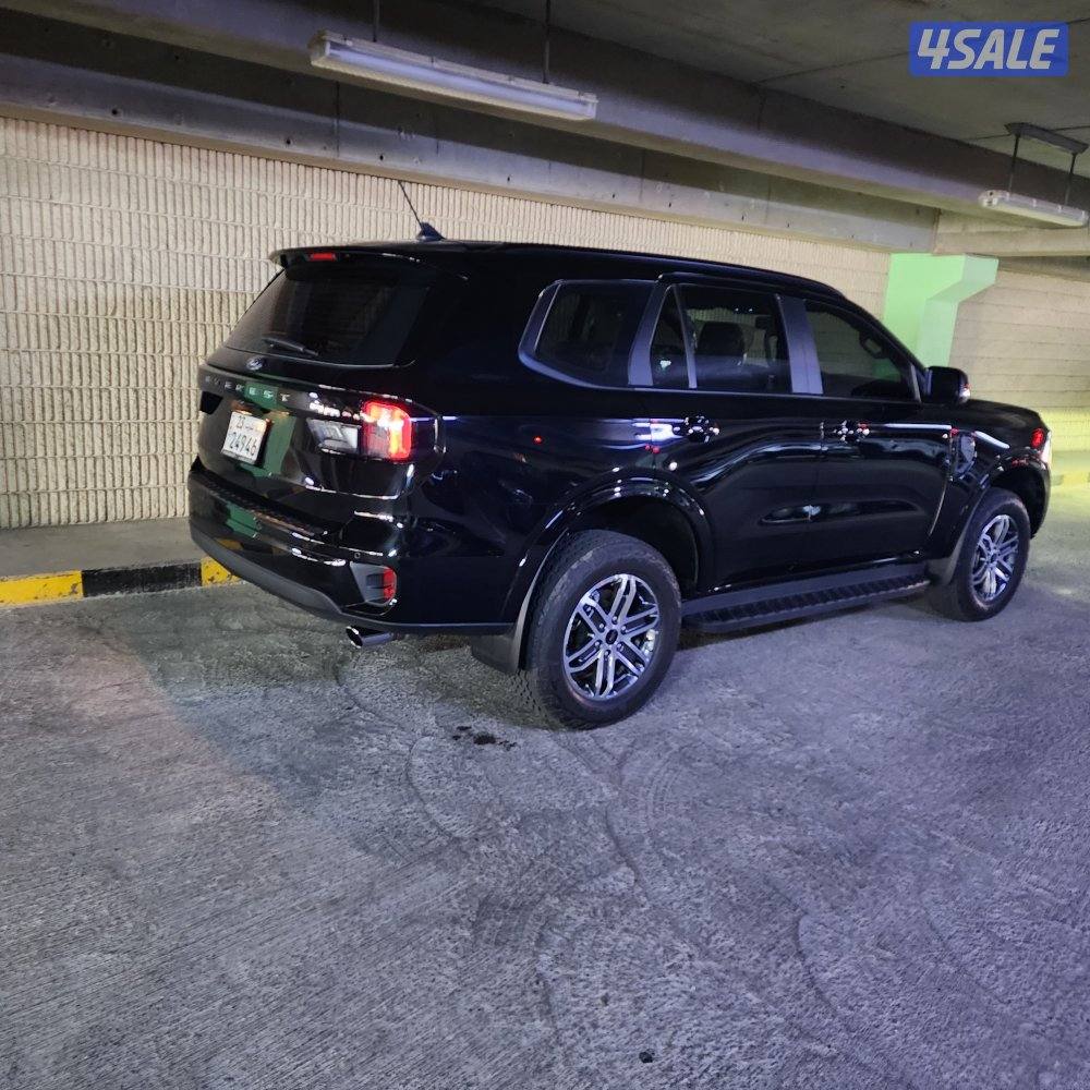 للبيع جيب فورد ايفريست موديل 2025 عداد 14 الف5