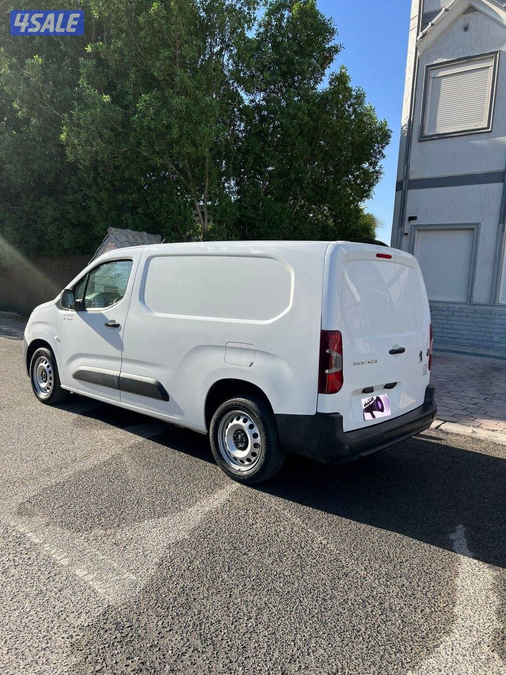 2023 بيجو بحالة الوكاله عداد قليل2