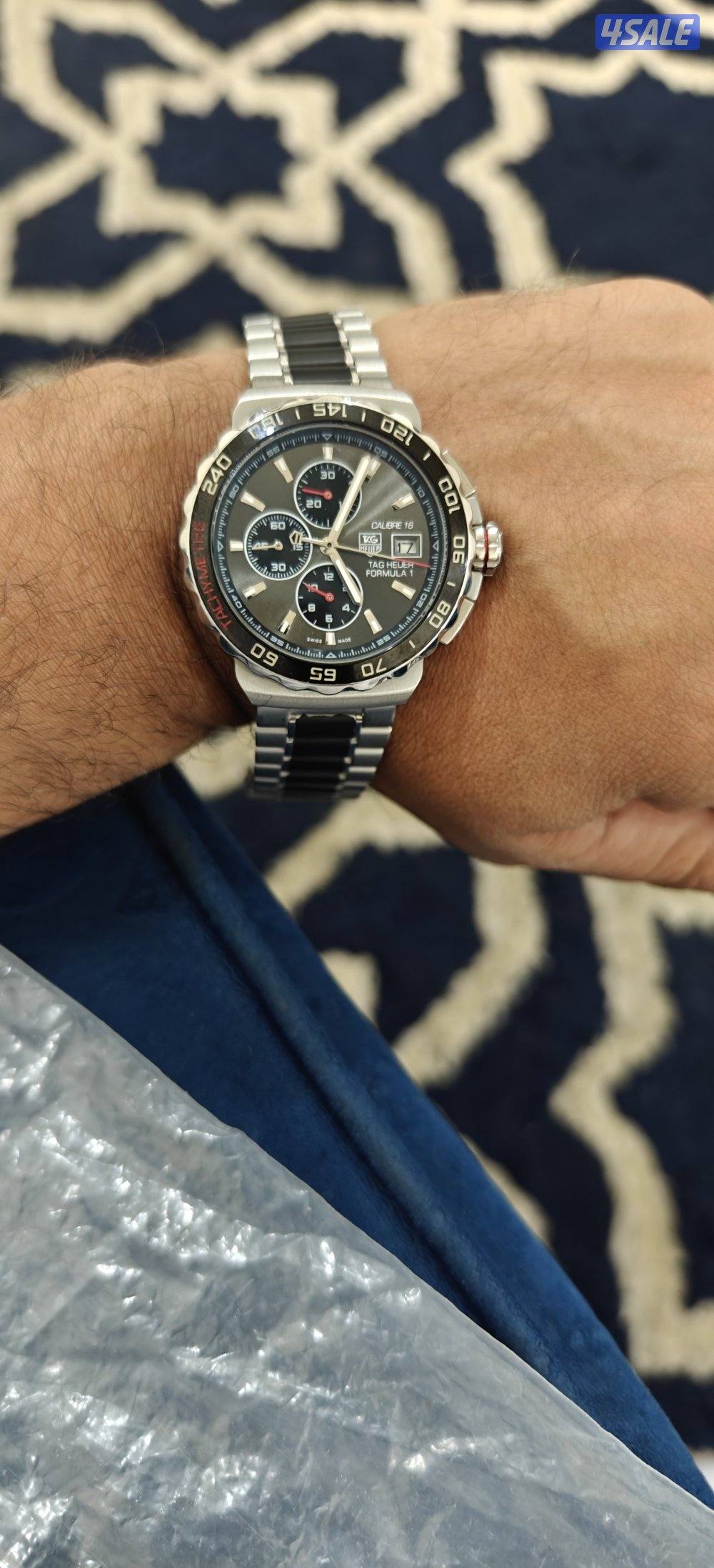 للبيع ساعه تاغ هوير  نفس الأصلية بالضبط ماتفرق بينها وبين الاصليه3
