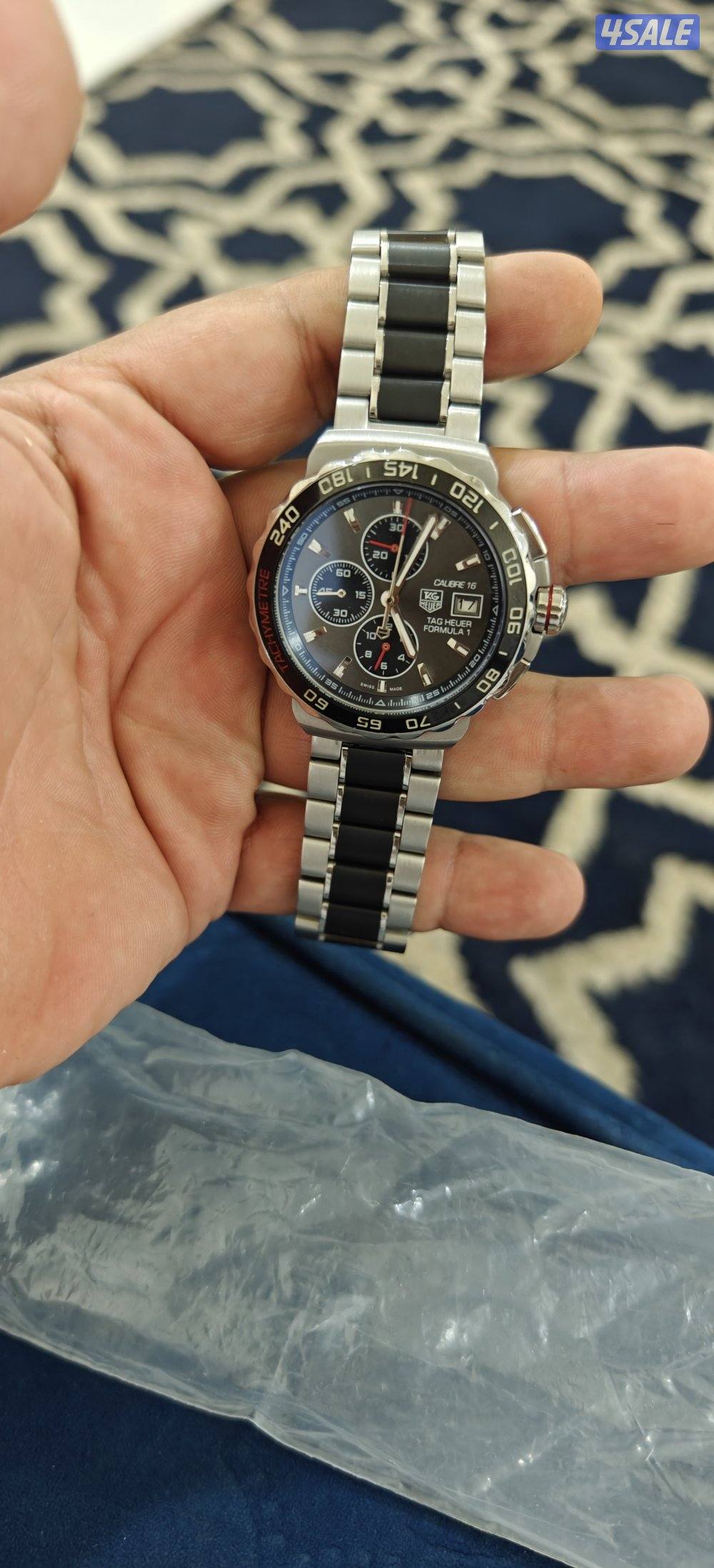 للبيع ساعه تاغ هوير  نفس الأصلية بالضبط ماتفرق بينها وبين الاصليه4