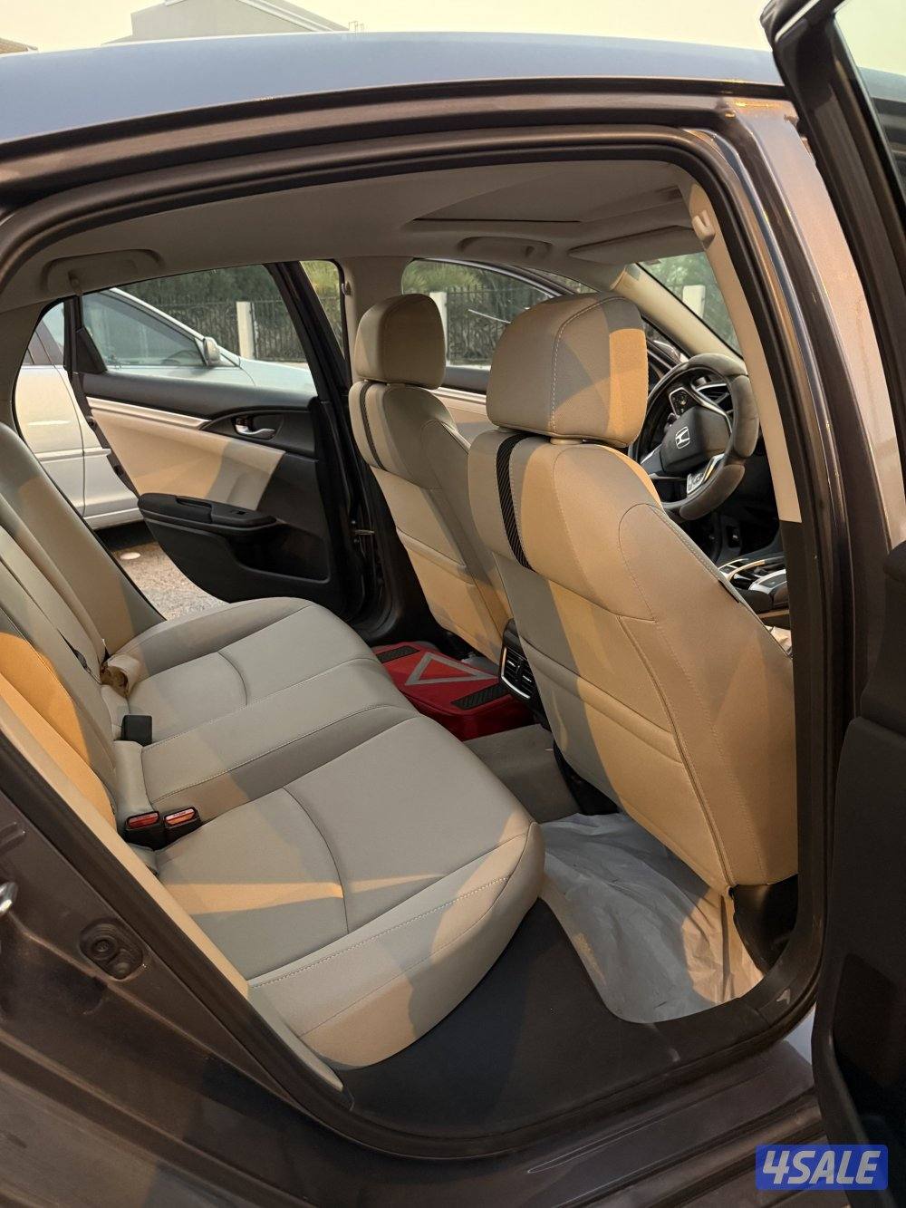 للبيع هوندا سيفيك ٢٠١٨1